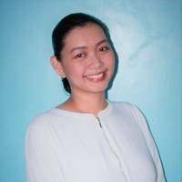 Author Diana Alvarez